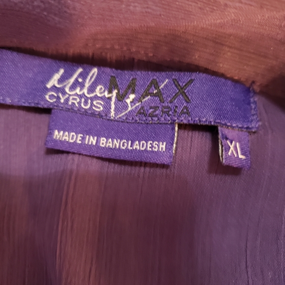 💜Miley Cyrus Juniors Top, Size XL, Dark Purple Ruffles, barely worn💜 - Picture 3 of 4